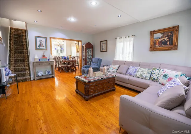 Photo 3 of Single family home for sale at 13043 Lefferts Blvd, New York, NY 11420 | MLS# 1044933 | Listing updated on 2026-09-13