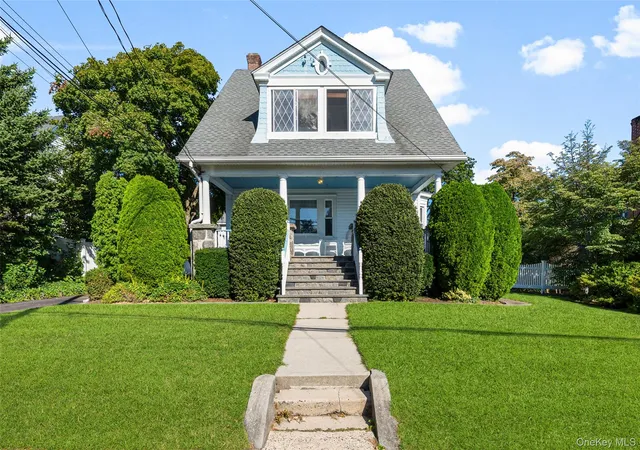 Photo 1 of Single family home for sale at 18 Coakley Ave, Harrison, NY 10528 | MLS# 1044941 | Listing updated on 2026-10-09