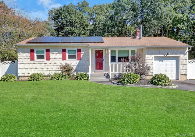Photo 1 of Single family home for sale at 41 Hopes Ave, Brookhaven, NY 11742 | MLS# 1044943 | Listing updated on 2026-10-01