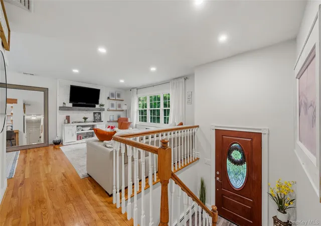 Photo 3 of Sale Pending at 167 Woodcock Mtn Rd, Blooming Grove, NY 10992 | MLS# 1044952 | Listing updated on 2026-10-27