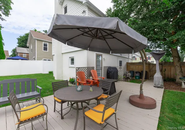 Photo 28 of Sale Pending at 314 6th Avenue, Smithtown, NY 11780 | MLS# 1044955 | Listing updated on 2026-09-25