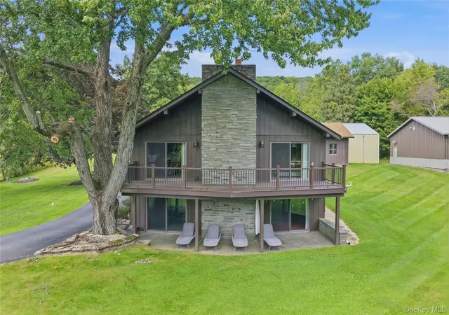 Photo 2 of Single family home for sale at 334 Plattekill Rd, Marlboro, NY 12542 | MLS# 1044987 | Listing updated on 2026-09-02