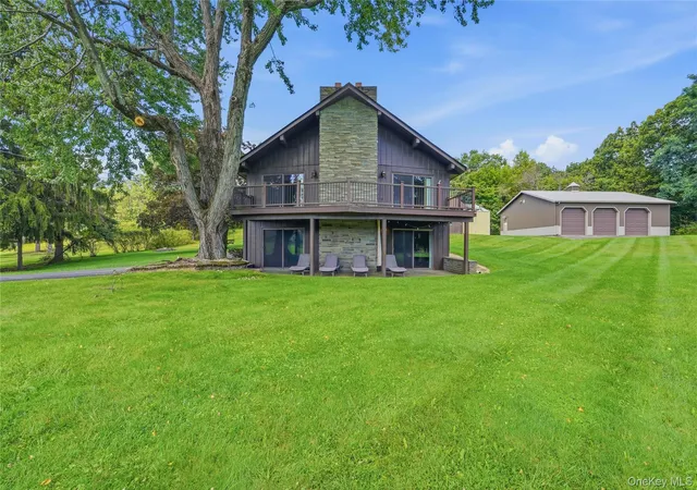 Photo 3 of Single family home for sale at 334 Plattekill Rd, Marlboro, NY 12542 | MLS# 1044987 | Listing updated on 2026-09-02