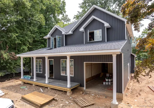 Photo 4 of Single family home for sale at 354 Holt Dr, Orangetown, NY 10965 | MLS# 1044988 | Listing updated on 2026-09-03