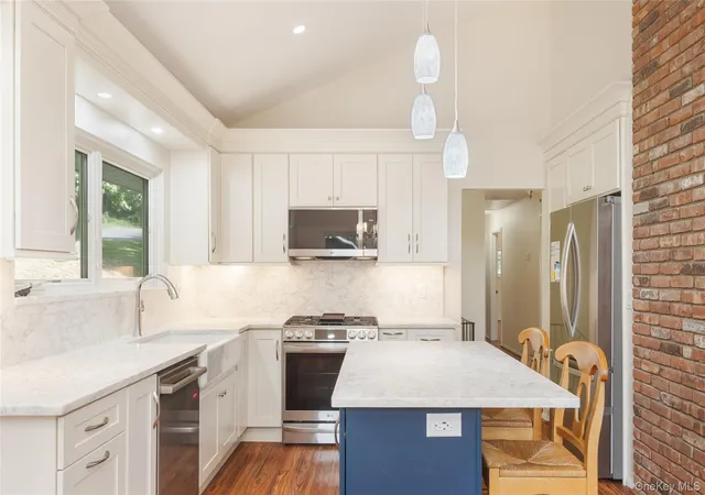 Photo 4 of Single family home for sale at 94 Todd Ln, Ossining, NY 10510 | MLS# 1044998 | Listing updated on 2026-10-19