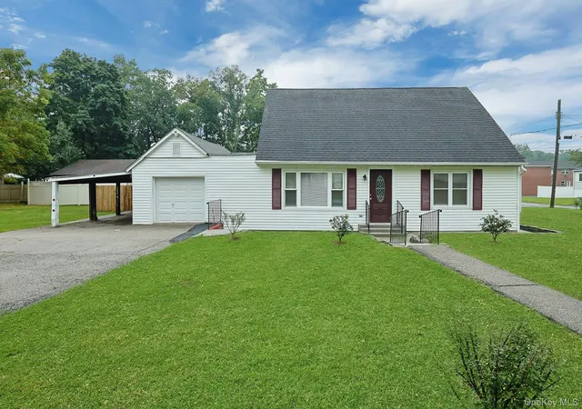 Photo 1 of Single family home for sale at 118 Grove St, Orangetown, NY 10965 | MLS# 1045011 | Listing updated on 2026-10-07