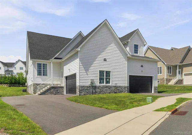 Photo 2 of Single family home for sale at 14 Van Arsdale Rd, Monroe, NY 10950 | MLS# 1045035 | Listing updated on 2026-09-25