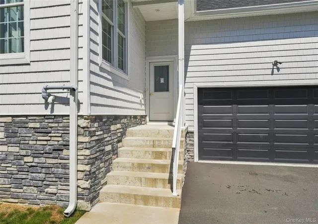 Photo 3 of Single family home for sale at 14 Van Arsdale Rd, Monroe, NY 10950 | MLS# 1045035 | Listing updated on 2026-09-25