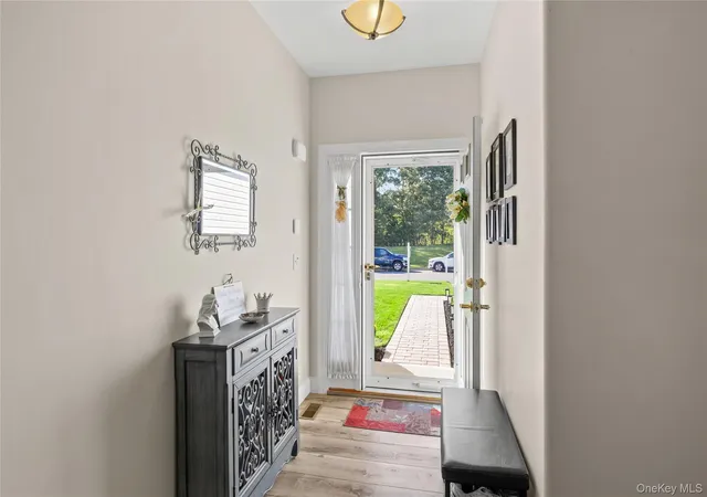 Photo 3 of Single family home for sale at 32 Pondview Cir, Brookhaven, NY 11967 | MLS# 1045153 | Listing updated on 2026-10-05
