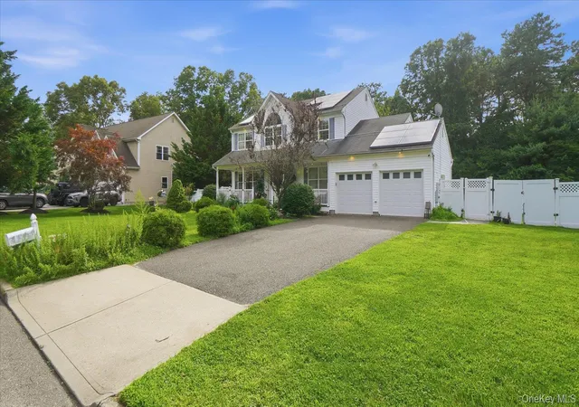 Photo 3 of Single family home for sale at 53 Howard Dr, Brookhaven, NY 11727 | MLS# 1045161 | Listing updated on 2026-09-20