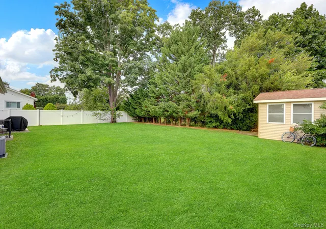 Photo 3 of Single family home for sale at 43 Manhattan Ave, West Babylon, NY 11704 | MLS# 1045195 | Listing updated on 2026-10-09