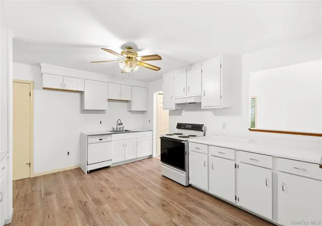 Photo 3 of Sale Pending at 41 Shirley St, Riverhead, NY 11792 | MLS# 1045215 | Listing updated on 2026-09-23