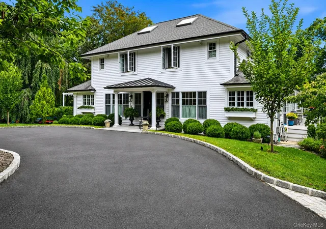 Photo 1 of Sale Pending at 34 Locust Ln, Huntington, NY 11743 | MLS# 1045218 | Listing updated on 2026-09-13