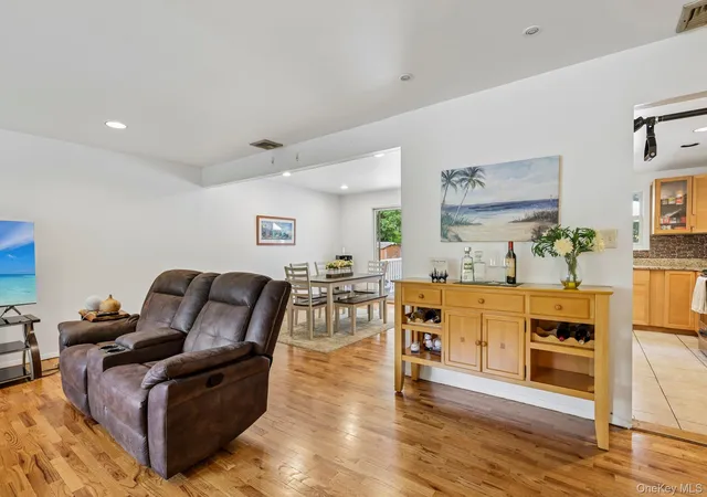 Photo 4 of Single family home for sale at 82 Branchville Rd, Clarkstown, NY 10989 | MLS# 1045240 | Listing updated on 2026-09-26