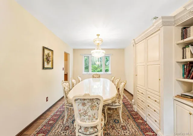 Photo 4 of Single family home for sale at 5 Cathy Ln, North Hempstead, NY 11024 | MLS# 1045252 | Listing updated on 2026-09-06
