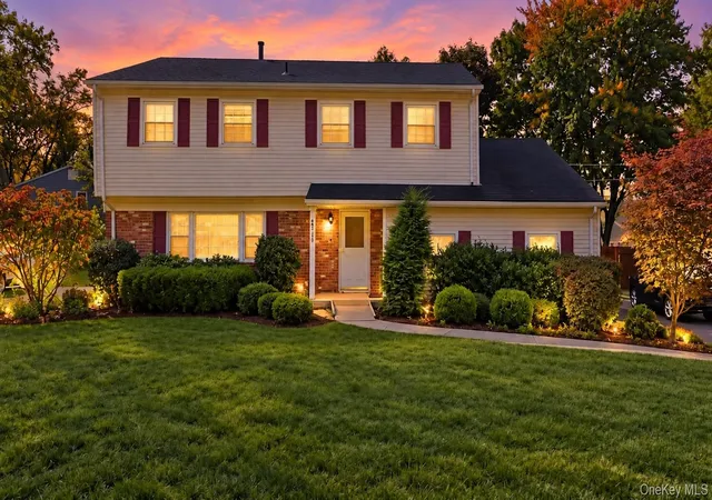 Single family home for sale at 21 Argow Pl, Clarkstown, NY 10954 | MLS# 1045259