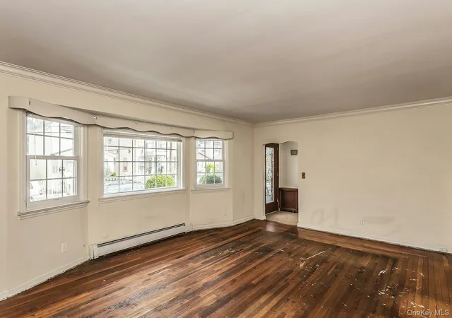 Photo 4 of Sale Pending at 12714 102nd Road, New York, NY 11419 | MLS# 1045286 | Listing updated on 2026-10-13