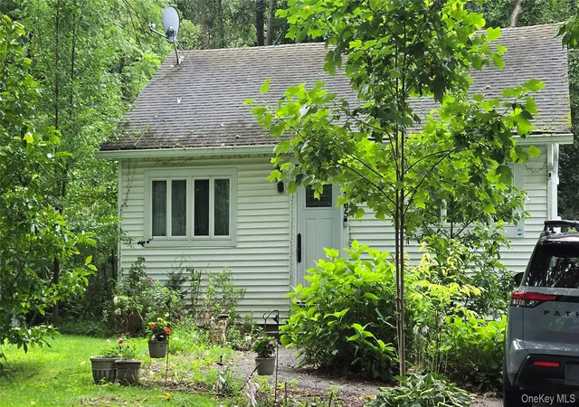Photo 3 of Single family home for sale at 265 Old Pawling Rd, Pawling, NY 12564 | MLS# 1045289 | Listing updated on 2026-09-05