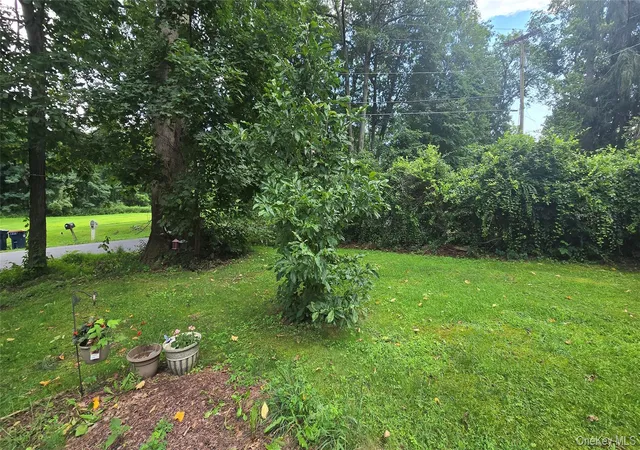 Photo 4 of Single family home for sale at 265 Old Pawling Rd, Pawling, NY 12564 | MLS# 1045289 | Listing updated on 2026-09-05
