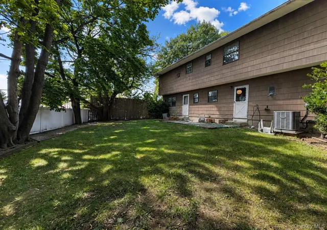 Photo 3 of Multi family home for sale at 7 Roberts Ln, Hempstead, NY 11516 | MLS# 1045295 | Listing updated on 2026-09-02