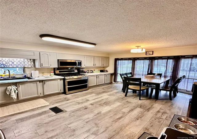 Photo 4 of Manufactured home for sale at 65 Water Loop, Pleasant Valley, NY 12569 | MLS# 1045313 | Listing updated on 2026-09-22