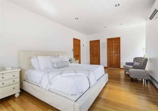 Photo 3 of Single family home for sale at 27-17 Ericsson St, New York, NY 11369 | MLS# 1045315 | Listing updated on 2026-09-03