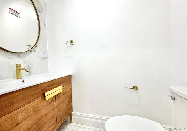 Photo 4 of Sale Pending at 1123 Madison St, New York, NY 11221 | MLS# 1045330 | Listing updated on 2026-09-12