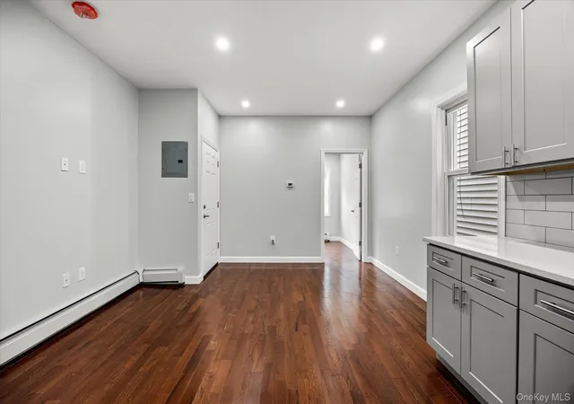 Listing Photo 5 - Condo for sale in building located at 94-19 116th St, New York, NY 11419