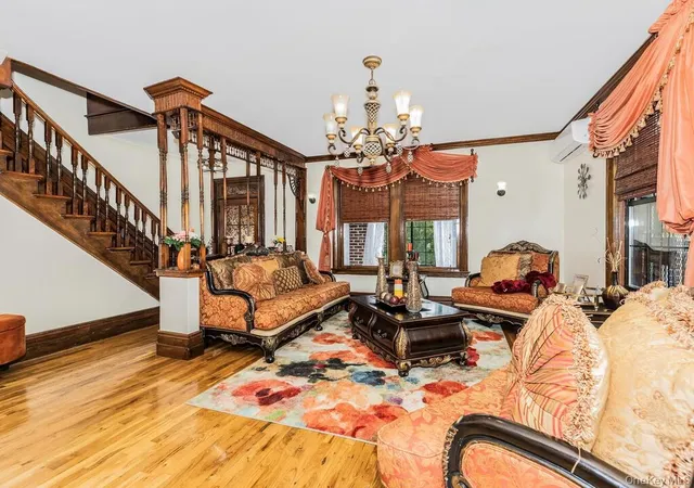 Photo 4 of Single family home for sale at 199 W 179th Street, New York, NY 10453 | MLS# 1045351 | Listing updated on 2026-09-02