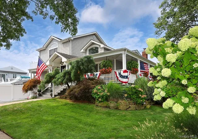 Photo 2 of Single family home for sale at 3970 Darby Ln, Hempstead, NY 11783 | MLS# 1045375 | Listing updated on 2026-10-09