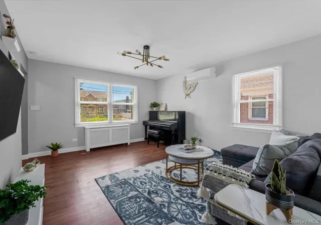 Photo 3 of Single family home for sale at 35 79th Avenue, North Hempstead, NY 11040 | MLS# 1045376 | Listing updated on 2026-10-04