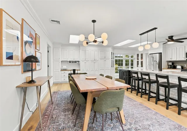 Photo 4 of Single family home for sale at 12 Wawayanda Rd, Warwick (town), NY 10990 | MLS# 1045392 | Listing updated on 2026-10-06
