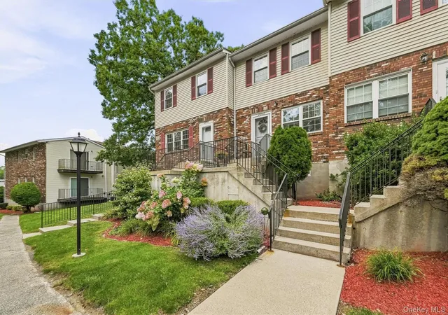 Photo 1 of Condo for sale at 276 Temple Hl Rd #2002, New Windsor, NY 12553 | MLS# 1045400 | Listing updated on 2026-09-02
