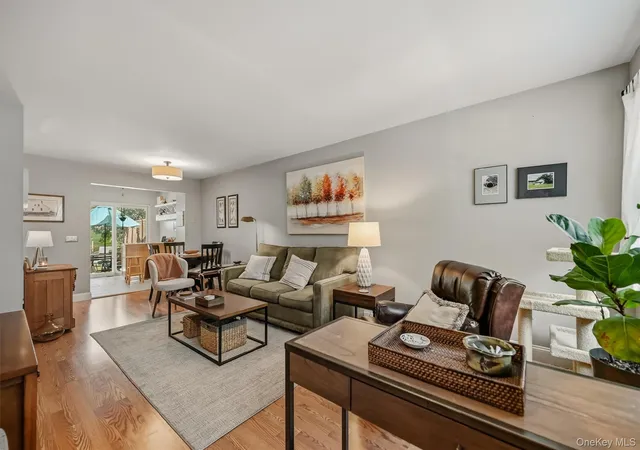 Photo 4 of Condo for sale at 276 Temple Hl Rd #2002, New Windsor, NY 12553 | MLS# 1045400 | Listing updated on 2026-09-02