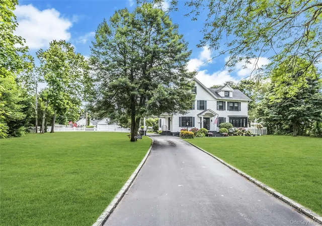 Photo 3 of Single family home for sale at 75 S Penataquit Ave, Islip, NY 11706 | MLS# 1045401 | Listing updated on 2026-10-07