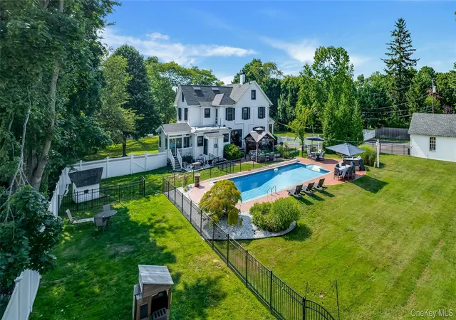 Photo 47 of Single family home for sale at 75 S Penataquit Ave, Islip, NY 11706 | MLS# 1045401 | Listing updated on 2026-09-05