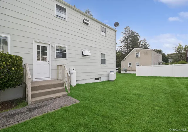 Photo 40 of Single family home for sale at 544 Park Ave, Brookhaven, NY 11720 | MLS# 1045406 | Listing updated on 2026-09-05
