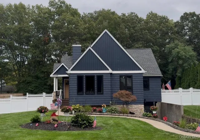 Photo 1 of Single family home for sale at 39 Sharon Dr, Brookhaven, NY 11727 | MLS# 1045467 | Listing updated on 2026-09-07