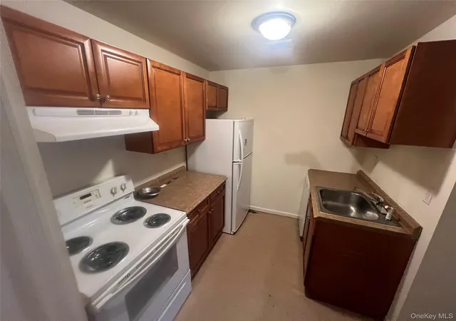 Photo 3 of Condo for sale at 408 Carpenter Ave #24, Newburgh (city), NY 12550 | MLS# 1045468 | Listing updated on 2026-09-02