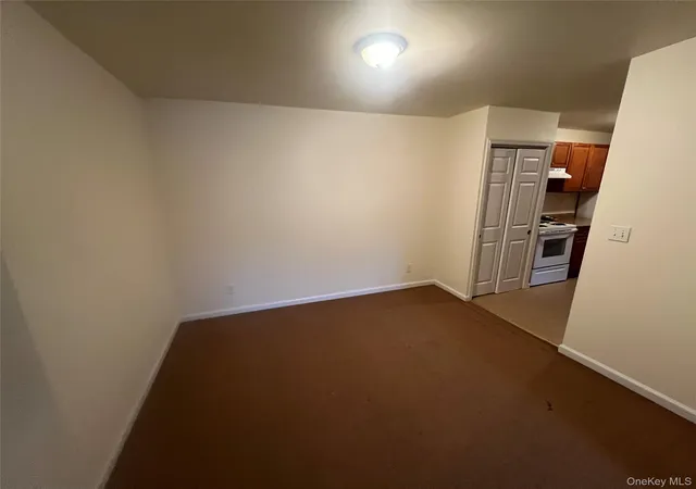 Photo 4 of Sale Pending at 408 Carpenter Ave #24, Newburgh (city), NY 12550 | MLS# 1045468 | Listing updated on 2026-10-09
