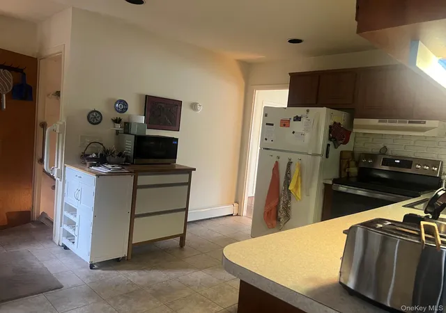 Photo 26 of Single family home for sale at 40 Laurel Dr, Brookhaven, NY 11777 | MLS# 1045478 | Listing updated on 2026-10-08
