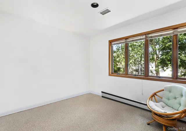 Photo 11 of Single family home for sale at 9 Hazelwood Ave, Southampton, NY 11978 | MLS# 1045487 | Listing updated on 2026-09-02