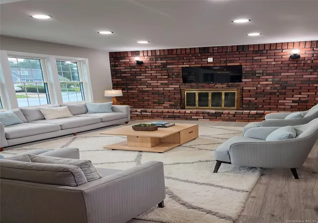 Photo 3 of Single family home for sale at 98 Beecher Rd, Babylon, NY 11703 | MLS# 1045493 | Listing updated on 2026-09-28