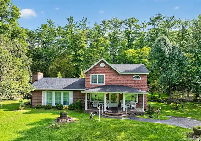Photo 3 of Single family home for sale at 44 Airport Rd, Highland, NY 12732 | MLS# 1045519 | Listing updated on 2026-09-30