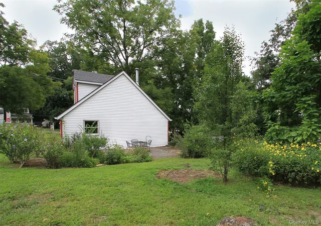 Photo 34 of Single family home for sale at 105 White St, Newburgh (town), NY 12550 | MLS# 1045532 | Listing updated on 2026-09-05