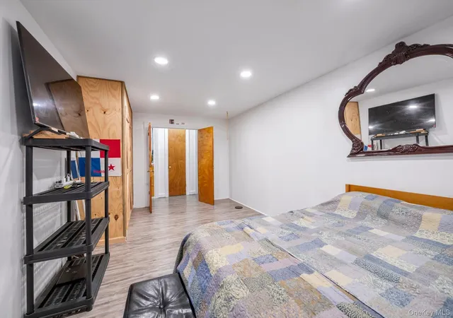 Listing Photo 5 - Condo for sale in building located at 1711 Davidson Ave, New York, NY 10453 - Unit #1N