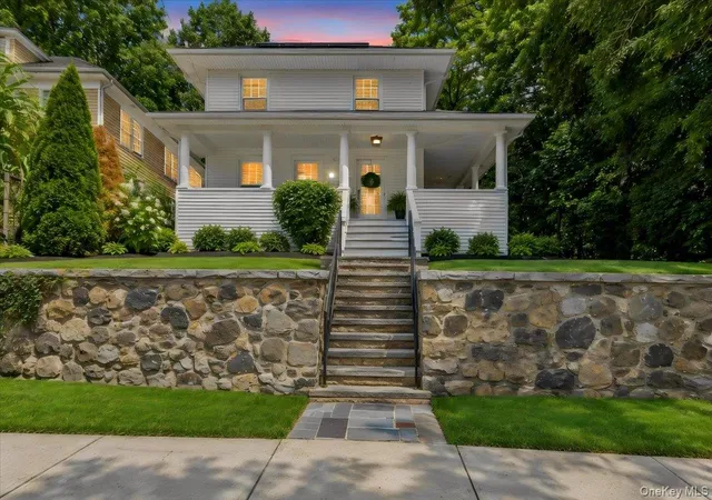 Photo 1 of Single family home for sale at 117 N Riverside Ave, Cortlandt, NY 10520 | MLS# 1045569 | Listing updated on 2026-09-13