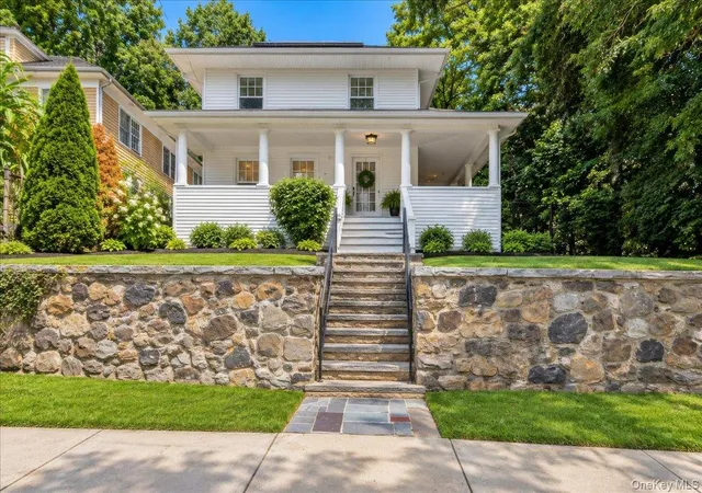 Photo 2 of Single family home for sale at 117 N Riverside Ave, Cortlandt, NY 10520 | MLS# 1045569 | Listing updated on 2026-09-13