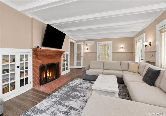 Photo 4 of Single family home for sale at 117 N Riverside Ave, Cortlandt, NY 10520 | MLS# 1045569 | Listing updated on 2026-09-13