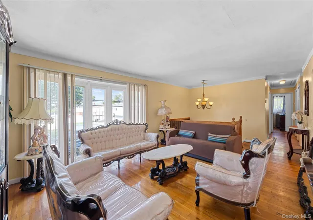 Photo 3 of Sale Pending at 3185 Schreiber Pl, Hempstead, NY 11510 | MLS# 1045584 | Listing updated on 2026-10-08